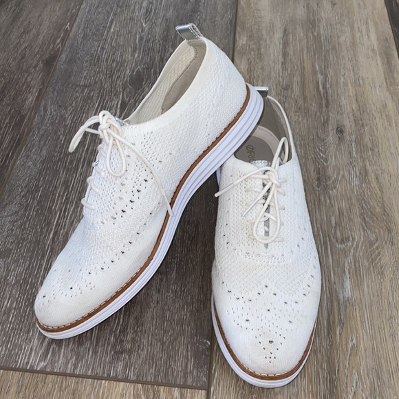 Cole Haan Shoes - Cole Haan white sneakers the original grand; good used condition; size 9.5